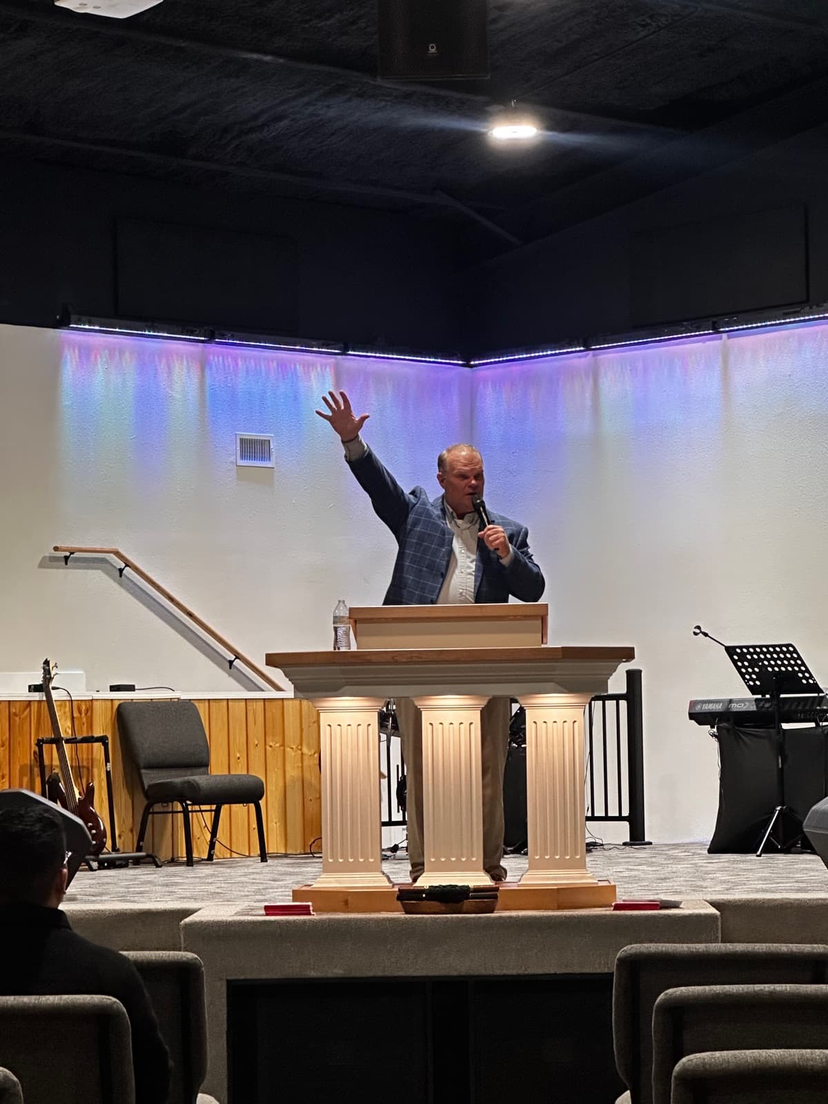 Pastor Daryl Clenney preaching
